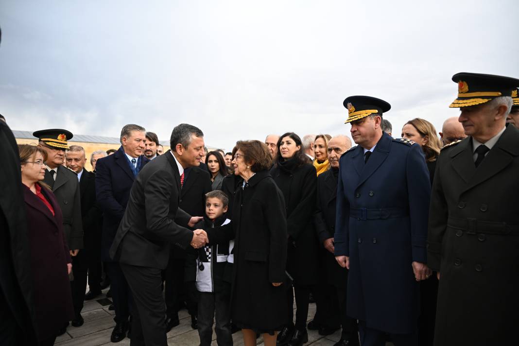 İkinci Cumhurbaşkanı İsmet İnönü 51. ölüm yılında Anıtkabir’de mezarı başında anıldı 11